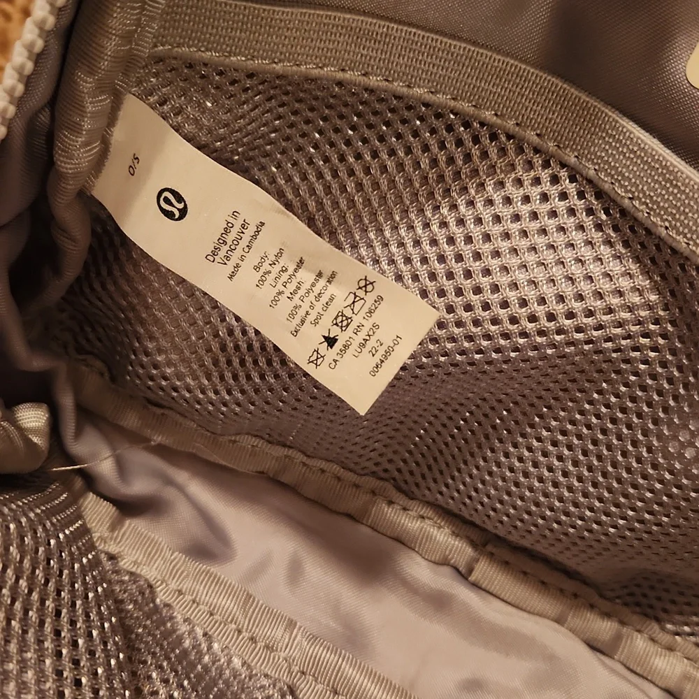 lululemon athletica Light Gray Crossbody Bag - Picture 8 of 12